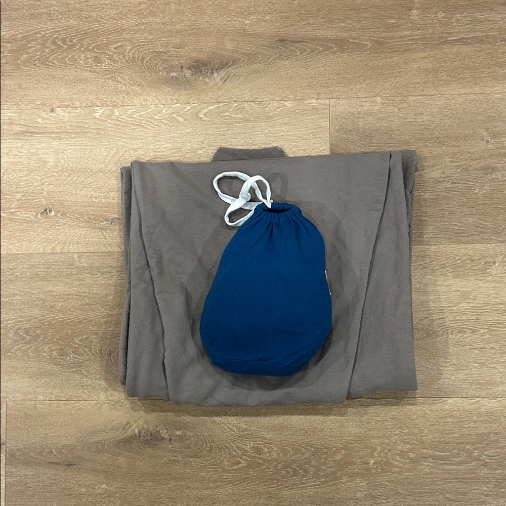 Bundle of 2 Stretchy Wrap Carriers